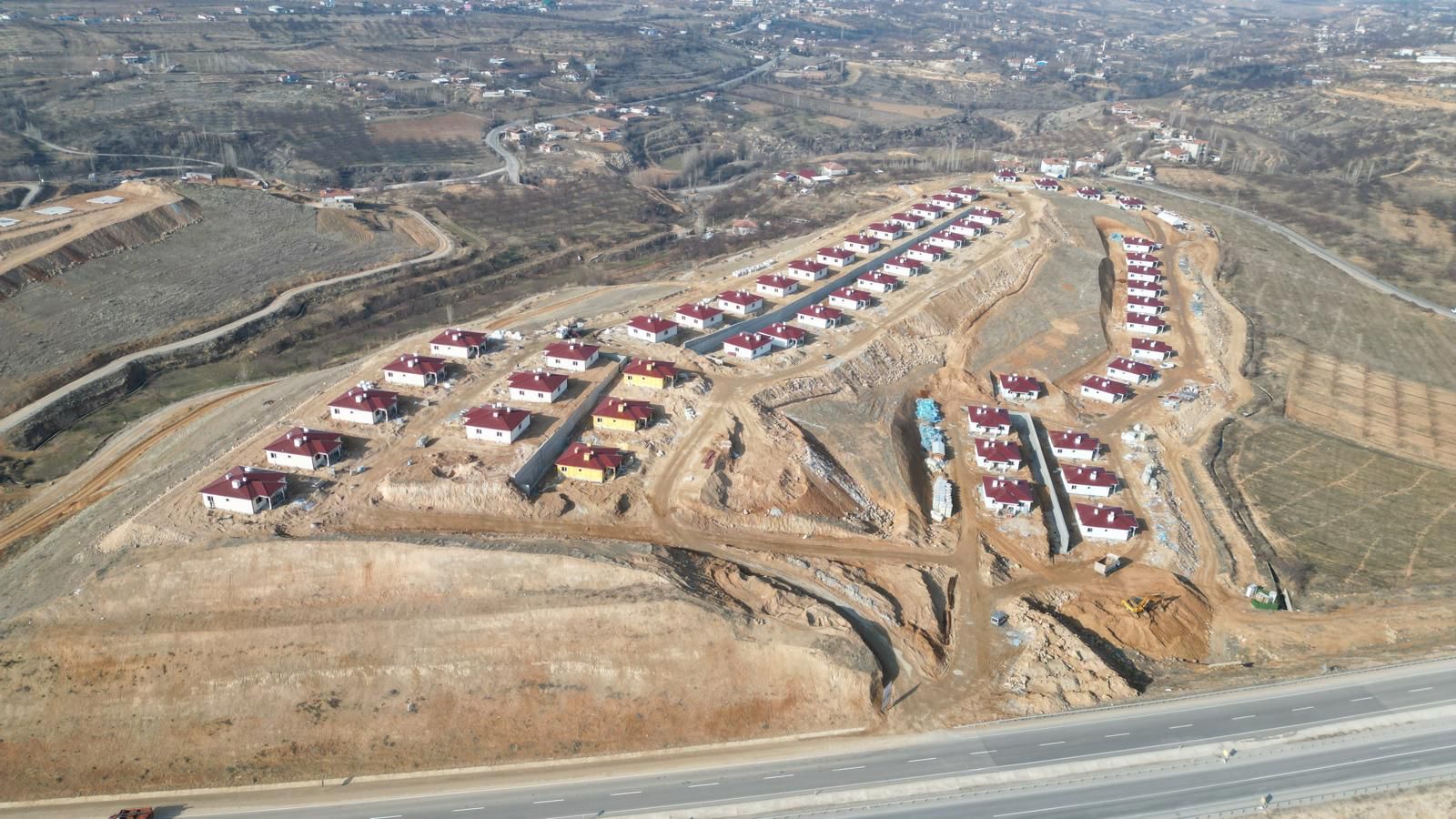 Malatya İli Yeşilyurt İlçesi 8 Paket 244 Adet Hafif Çelik Konut Yapım İşi